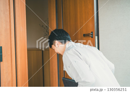 訪問する業者 130356251