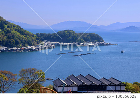伊根の舟屋・舟屋の里公園（京都府・伊根町） 130356628