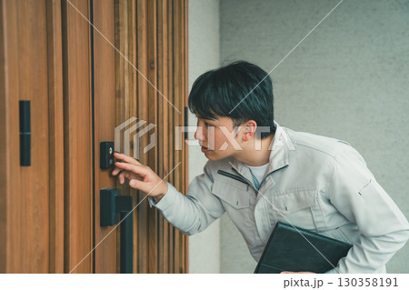 玄関の鍵修理 130358191