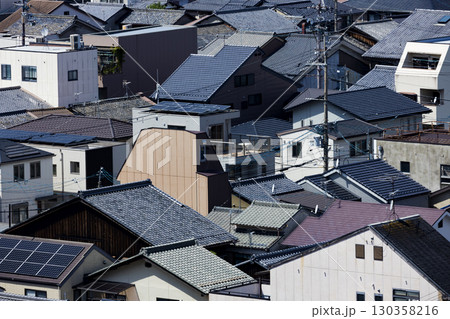日本の住宅の屋根 日本の住宅の屋根 130358216