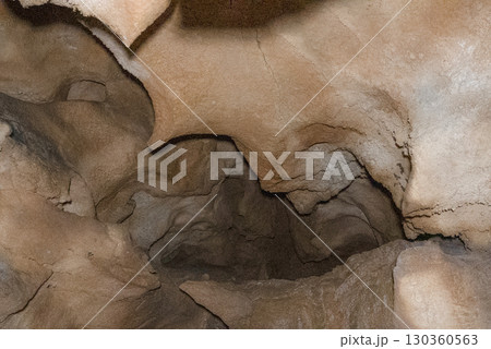 縄文鍾乳洞（岐阜県郡上市）内部 130360563