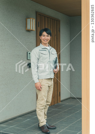 住宅営業マン 住宅営業マン 130362685