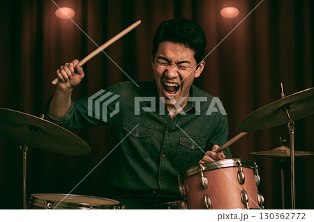 昭和の情景　ドラマー 130362772