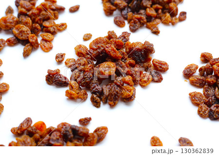 Dried golden raisins, Australian-dried fruits sultanas, sweet and chewy. 130362839