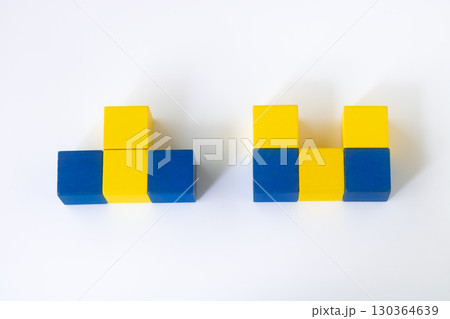 不思議な漢字・凸凹（でこぼこ）凹凸（おうとつ） 130364639