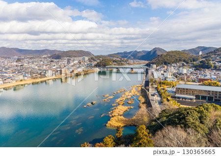 日本100名城　国宝犬山城　天守からの眺望　木曽川 130365665