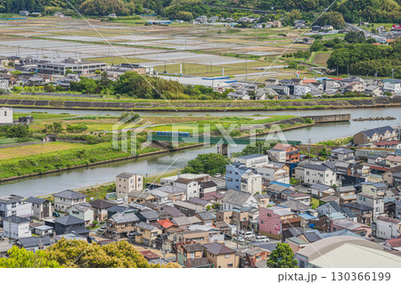 浜松市の細江公園から見た街並みと都田川(静岡県) 130366199