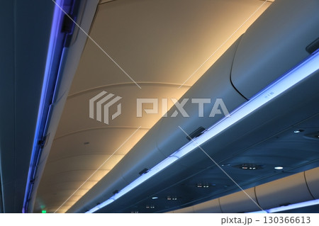 飛行機 航空機 ひこうき 130366613