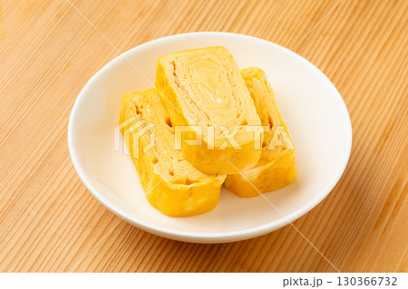 シンプルな玉子焼き6 130366732