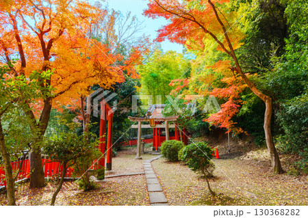 秋の山崎聖天 観音寺　稲荷大明神 130368282