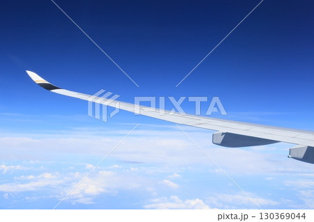 飛行機 航空機 ひこうき 130369044
