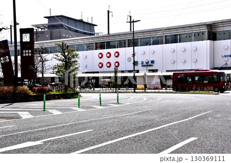 長野県上田市 上田駅お城口と駅前ロータリー 長野県上田市 上田駅お城口と駅前ロータリー 130369111