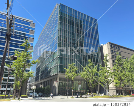 明治安田生命大阪御堂筋ビル（大阪市中央区伏見町。エレコム本社、エスコン大阪本社など） 130372934