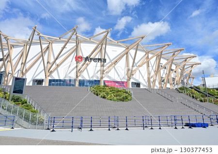 愛知国際アリーナ(名古屋市北区)と晴天の空 愛知国際アリーナ(名古屋市北区)と晴天の空 130377453