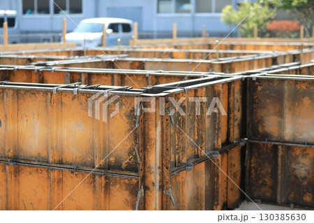 新築住宅の基礎工事　イメージ 130385630