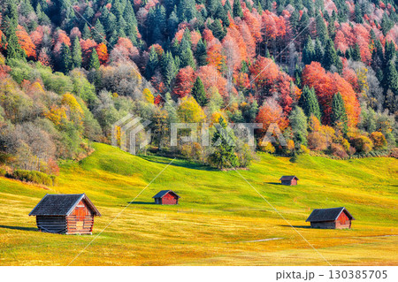 Fabulous view of alpine valley with wooden huts  near Wagenbruchsee (Geroldsee) lake 130385705