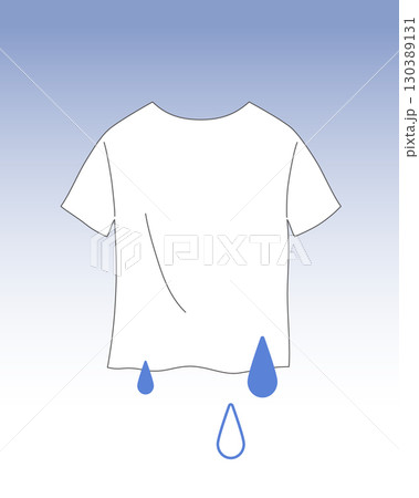 湿ったTシャツのイラスト 130389131