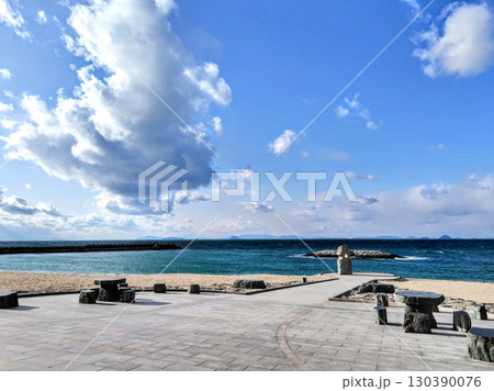 双海の空と海水浴が出来る公園 130390076