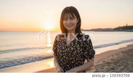 夏の浜辺の可憐な日本の美女 130393709