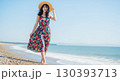 夏の浜辺の可憐な日本の美女 130393713