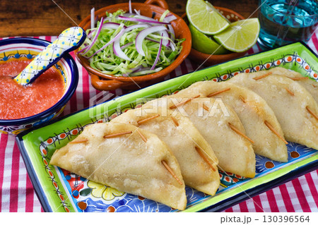 ペスカディージャ（ペスカディージャス）メキシコ料理 130396564