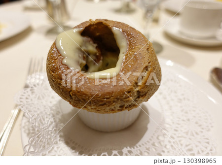 豪華客船ダイヤモンドプリンセスでの食事　ディナー 130398965
