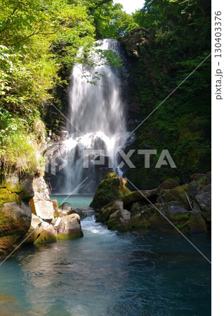 秋田県にかほ市にある奈曽の白滝 秋田県にかほ市にある奈曽の白滝 130403376