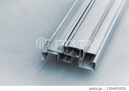Metal wire way, C shape outdoor type for electricity wiring tube or cable rail support tool Metal wire way, C shape outdoor type for electricity wiring tube or cable rail support tool 130405058
