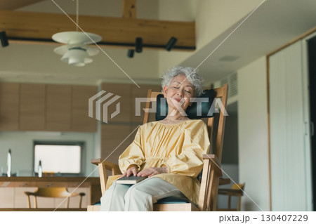 高齢者の傾眠傾向 130407229