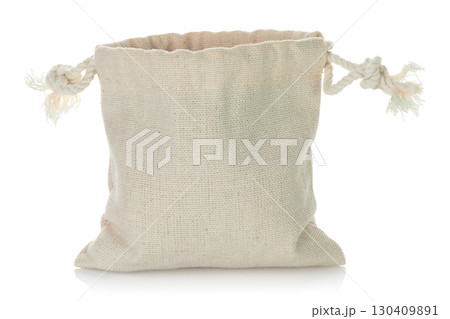 Open cotton pouch, isolated on transparent background, full focus stacking for sharp texture and clear detail Open cotton pouch, isolated on transparent background, full focus stacking for sharp texture and clear detail 130409891