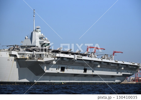 イギリス海軍空母　プリンス･オブ･ウェールズ艦上の艦載機(F-35B) 130410035