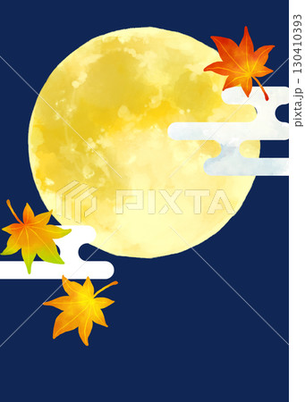 月と紅葉と雲 130410393