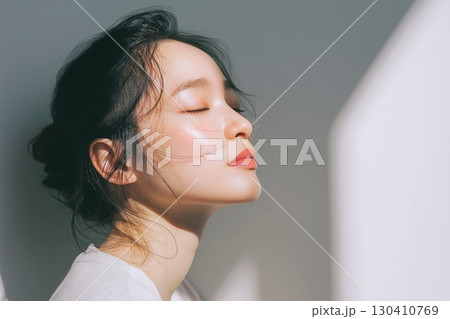 スキンケアモデル女性・アンチエイジング・美肌・美容整形「AI生成画像」 スキンケアモデル女性・アンチエイジング・美肌・美容整形「AI生成画像」 130410769