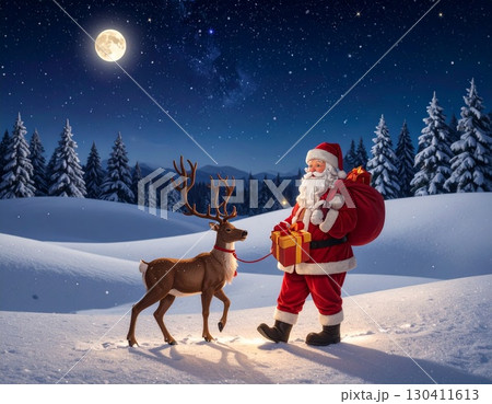 雪の中でプレゼントを運ぶサンタクロースとトナカイのクリスマスカード素材 130411613