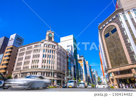 日本の東京都市景観9月2日。東京・銀座。セイコーハウス銀座などを望む 130414482