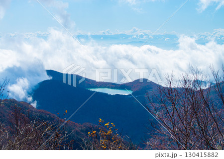 秋の赤城山 130415882