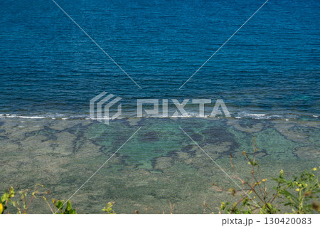 知念岬から見た海の景色5 130420083