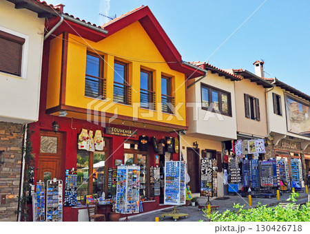 ギリシャ 中央マケドニア テッサロニキ 旧市街 土産物屋街 ギリシャ 中央マケドニア テッサロニキ 旧市街 土産物屋街 130426718