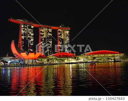 マリーナベイサンズのスペクトラ　光と水が奏でるナイトショー 130427683