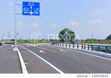 埼玉県越谷市東埼玉道路沿い2025年8月 130429029