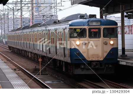 臨時列車で京葉線に乗り入れる113系電車(横須賀色)_2010/5/30撮影 130429304