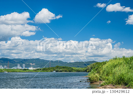 淀川夏景色　枚方市 130429612