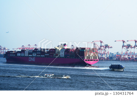 海の交差点 130431764