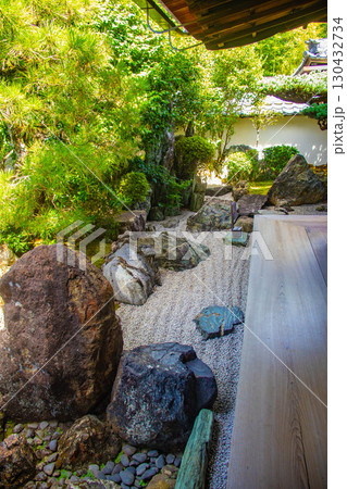 【京都風景】大仙院 白砂と石組を人生に見立てた庭園 【京都風景】大仙院 白砂と石組を人生に見立てた庭園 130432734