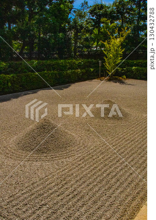 【京都風景】大仙院 白砂と石組を人生に見立てた庭園 【京都風景】大仙院 白砂と石組を人生に見立てた庭園 130432788