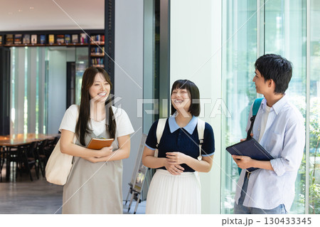 大学生 大学生 130433345