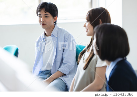 大学生 大学生 130433366