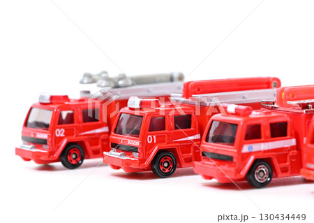 消防自動車 緊急車両 消防自動車 緊急車両 130434449