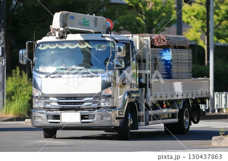 クレーン付きトラック（ユニック車）　イメージ 130437863