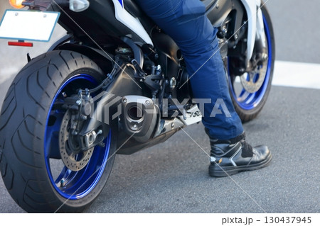 オートバイ イメージ 130437945